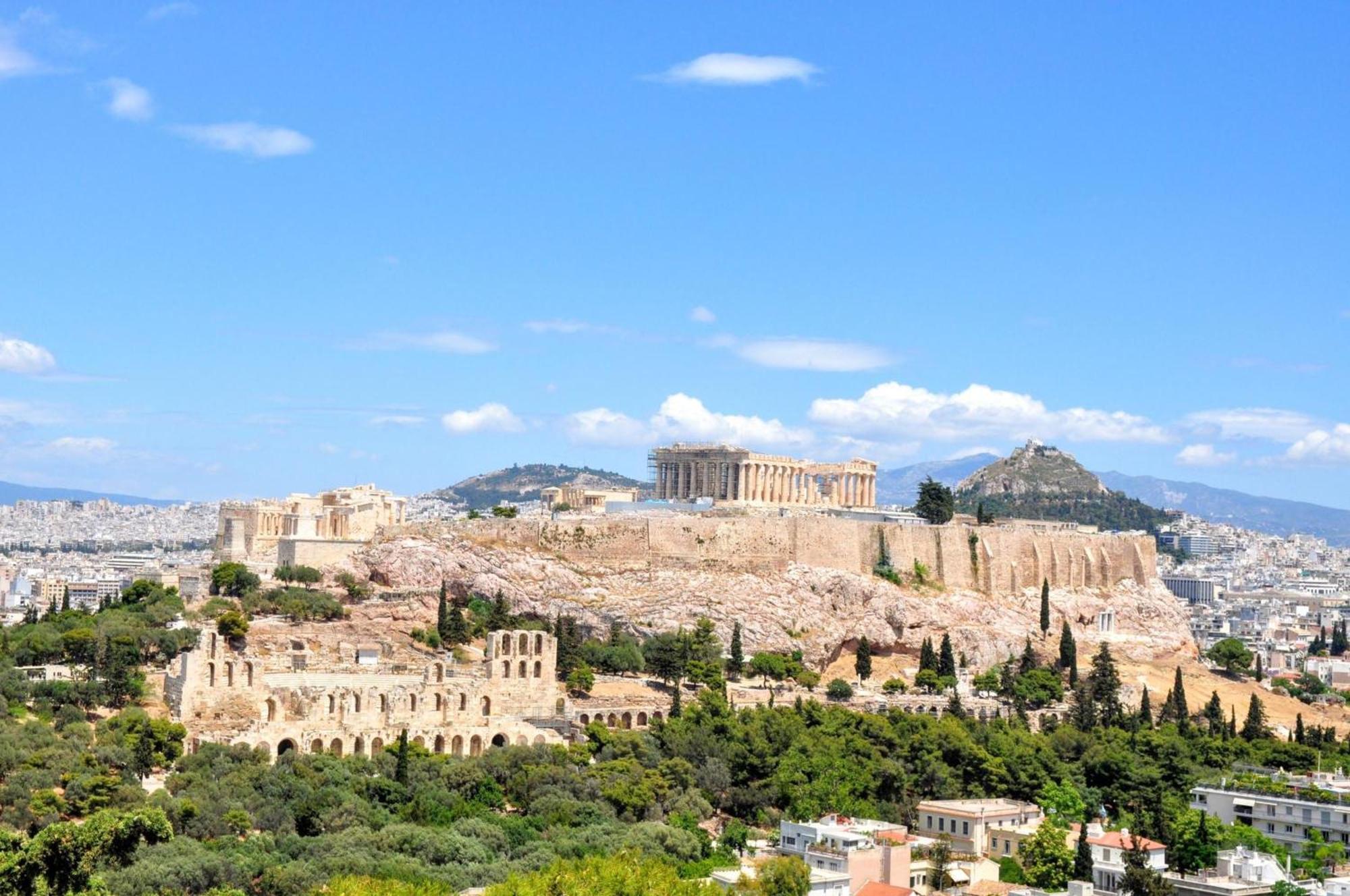 Luxurious Minimal Apartment In Acropolis Athens Ngoại thất bức ảnh